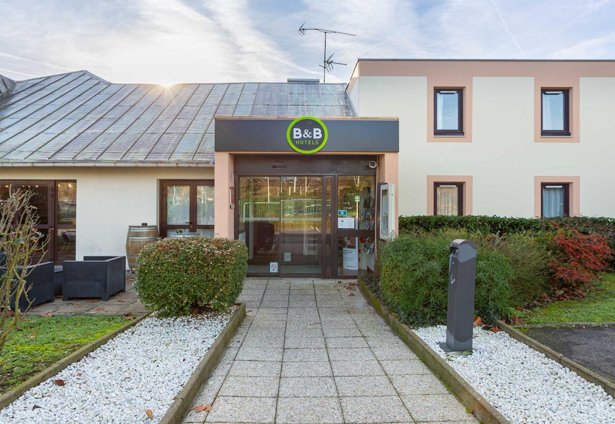 Nord Vallee Maillard Hotel